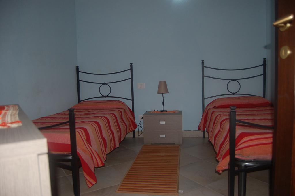 Relax Al Mare Apartment Olbia Phòng bức ảnh